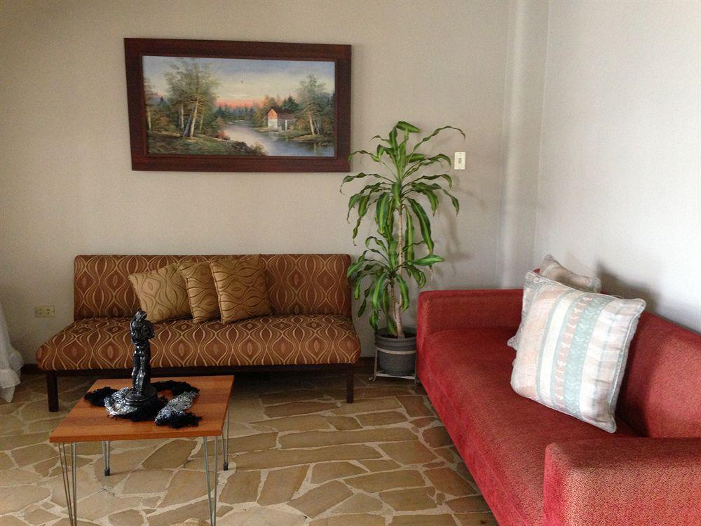 El Patio Suites II Гуаякіль Екстер'єр фото