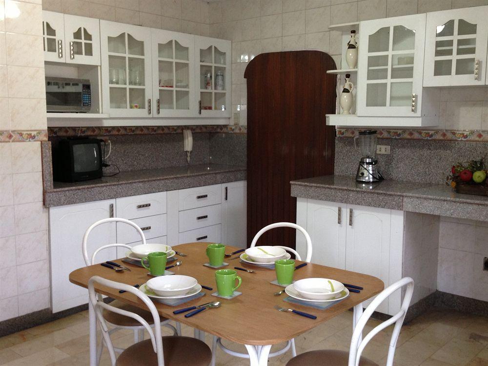 El Patio Suites II Гуаякіль Екстер'єр фото