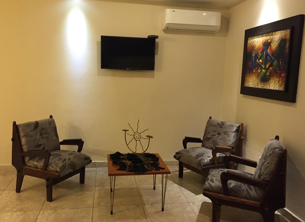 El Patio Suites II Гуаякіль Екстер'єр фото