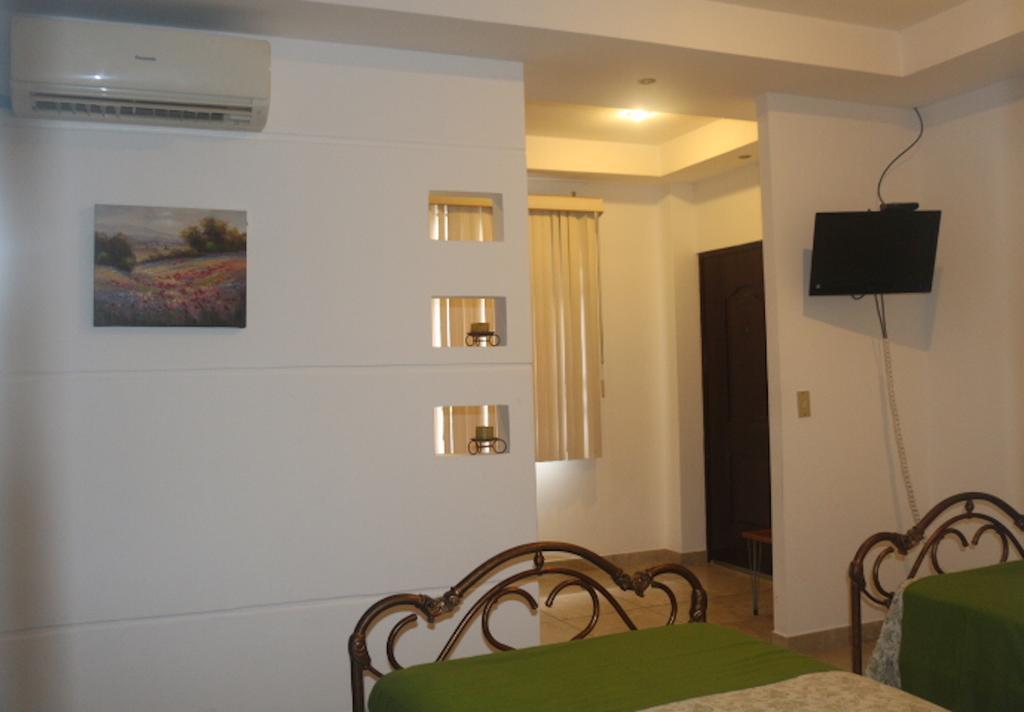 El Patio Suites II Гуаякіль Екстер'єр фото